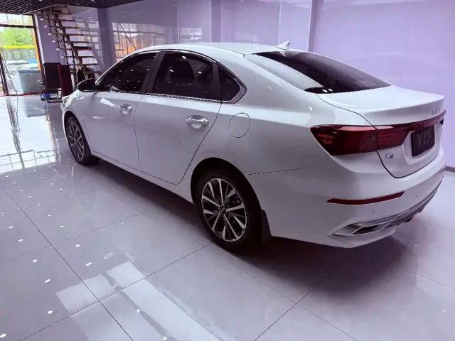 Kia K3 — Фото автомобиля 6