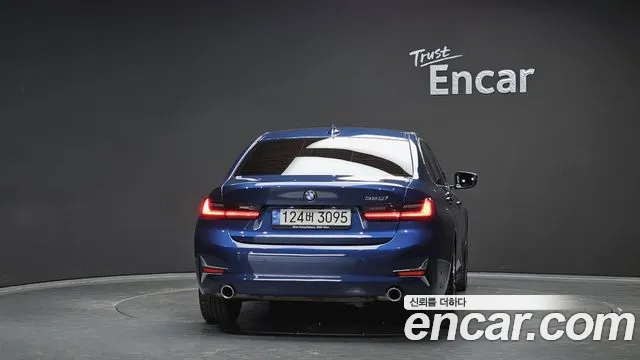 BMW 3-Series 3 серия (G20) 320i Luxury — Фото автомобиля 4
