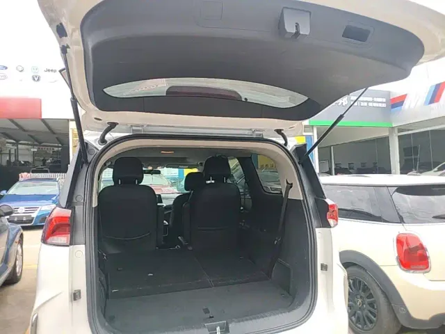 Maxus G50 — Фото автомобиля 17