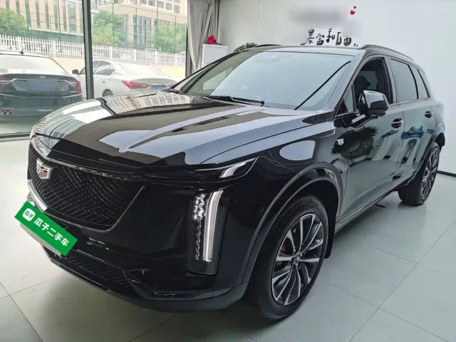 Фотография автомобиля — Cadillac XT5