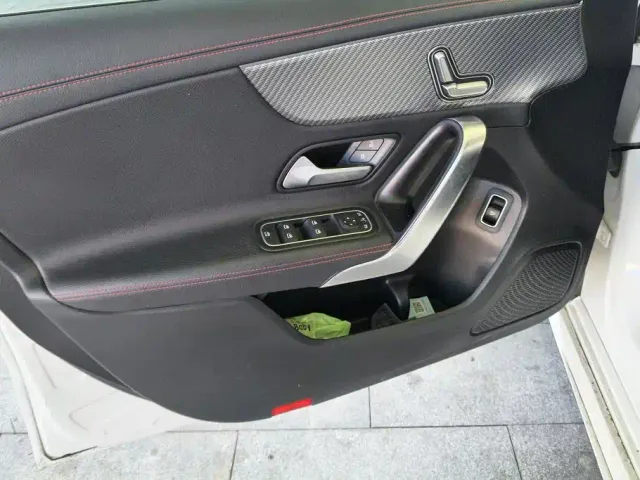 Mercedes-Benz A-Class — Фото автомобиля 7