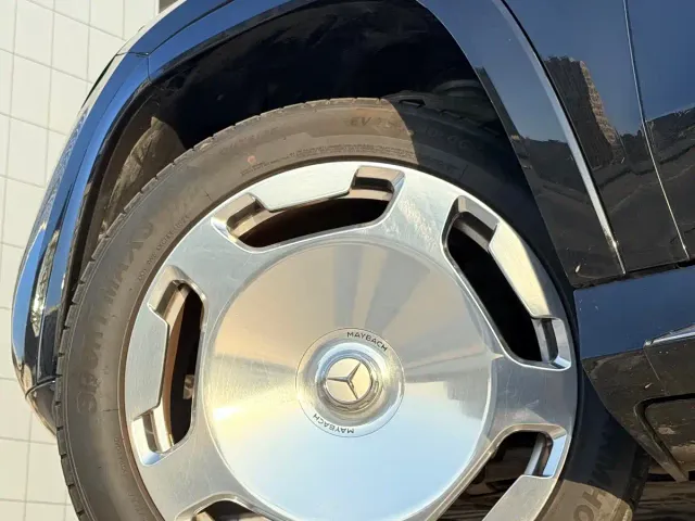 Mercedes-Benz GLS-Class — Фото автомобиля 17