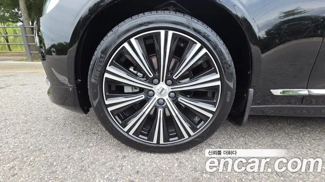 Volvo S90 — Фото автомобиля 5
