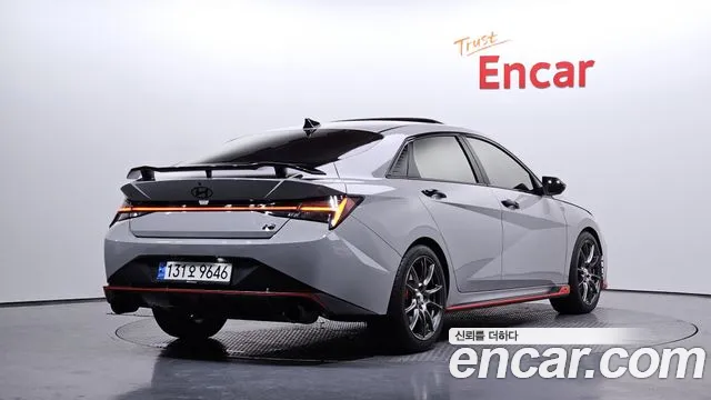Hyundai AVANTE — Фото автомобиля 2