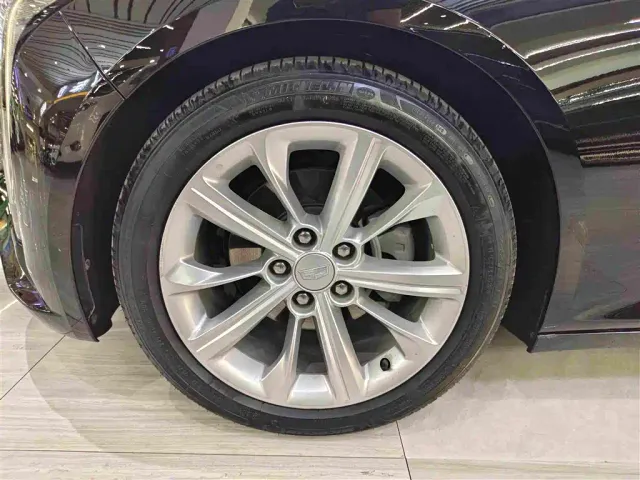 Cadillac CT5 — Фото автомобиля 12