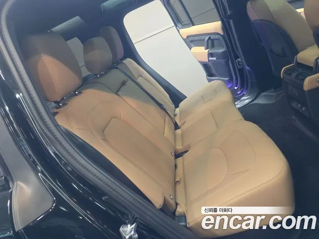 Land Rover Defender Defender (L663) 110 P300 X-Dynamic SE — Фото автомобиля 17