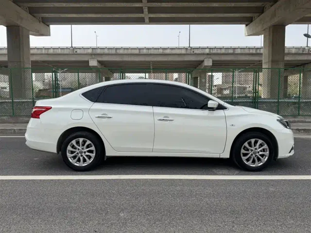 Nissan Sylphy — Фото автомобиля 6