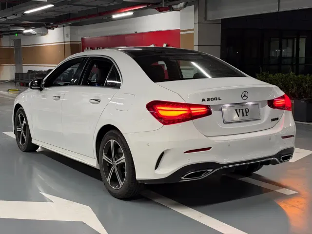 Mercedes-Benz A-Class — Фото автомобиля 6