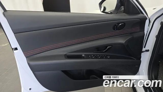 Hyundai AVANTE Inspiration N Line — Фото автомобиля 24