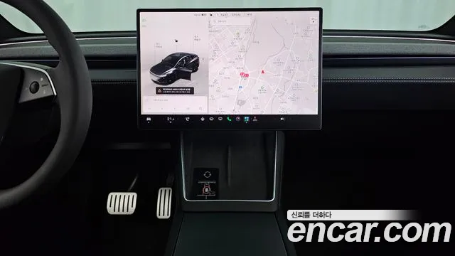 Tesla Model Y — Фото автомобиля 20