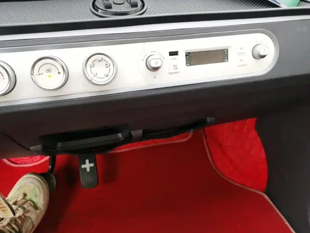 Wuling Hongguang Mini EV — Фото автомобиля 12