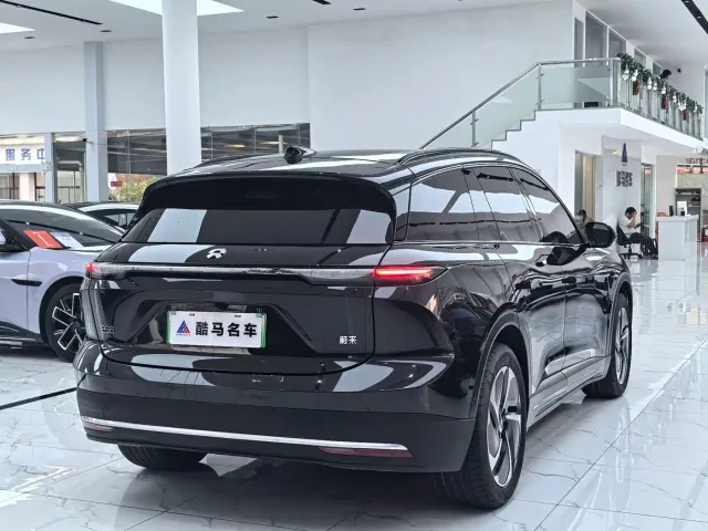 Nio ES6 — Фото автомобиля 14