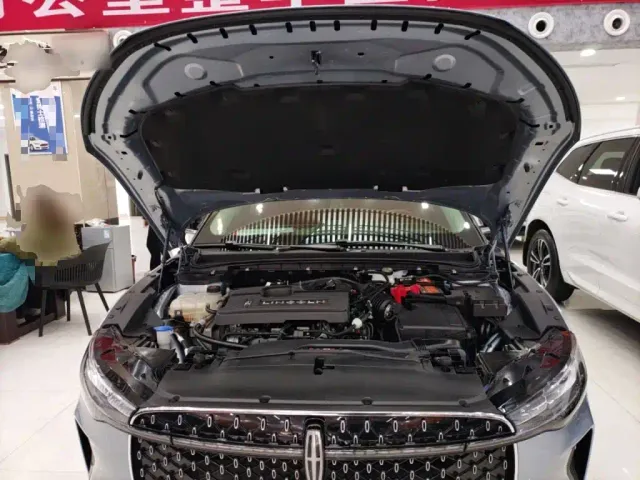 Lincoln Z — Фото автомобиля 15