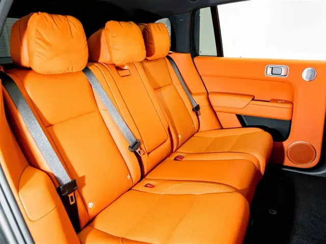 Li Auto L7 — Фото автомобиля 24