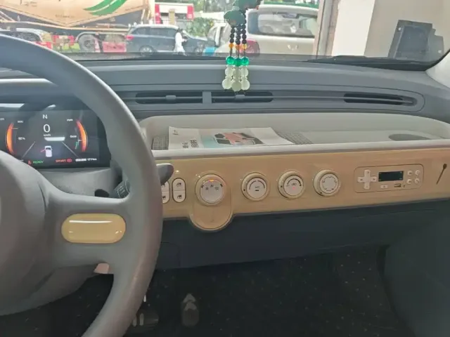 Besturn Bestune Pony 2025 222km Lightning Horse — Фото автомобиля 12
