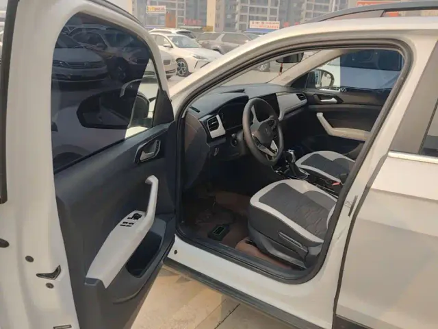 Volkswagen Tharu — Фото автомобиля 15