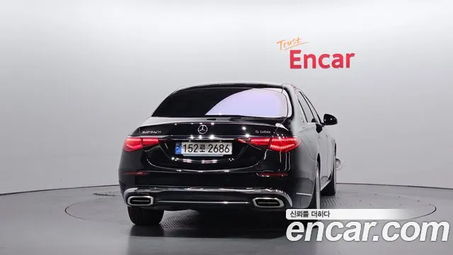 Mercedes-Benz S-Class — Фото автомобиля 4