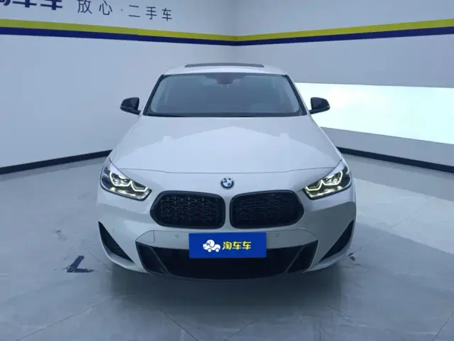 BMW X2 — Фото автомобиля 2