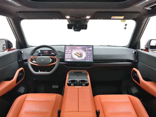 Ford Mustang NEV — Фото автомобиля 14