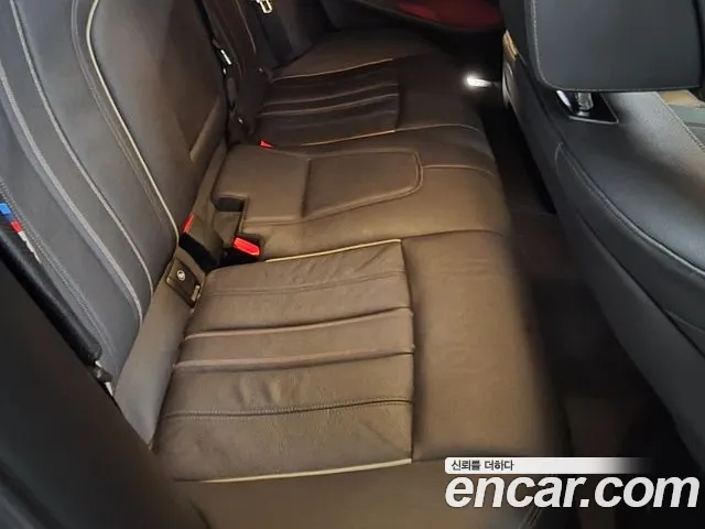 BMW 5 Series G30 — Фото автомобиля 10