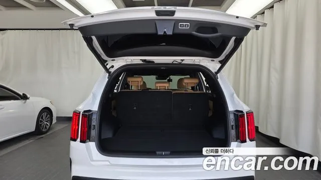 Kia Sorento Sorento 4-е поколение Дизель 2.2 2WD — Фото автомобиля 19