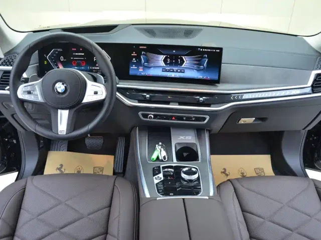 BMW X5 — Фото автомобиля 6
