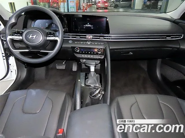 Hyundai Avante CN7 — Фото автомобиля 7