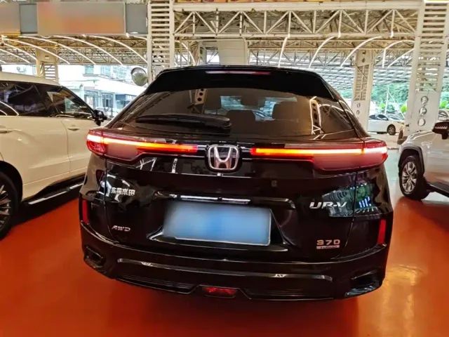 Honda UR-V — Фото автомобиля 5