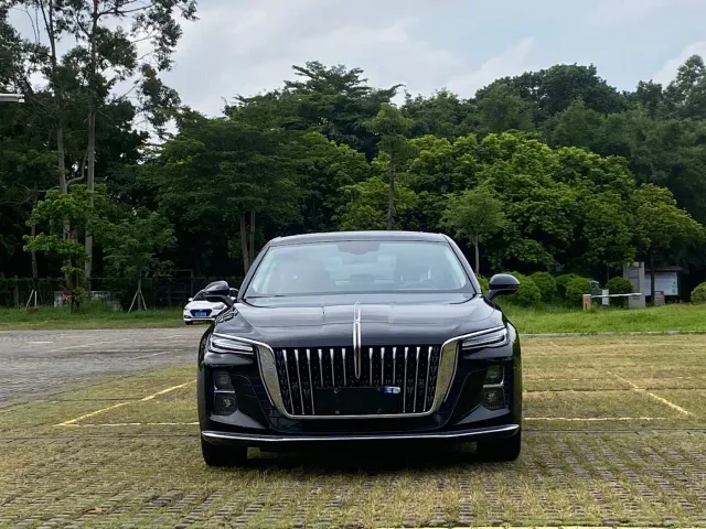 Hongqi H5 — Фото автомобиля 2