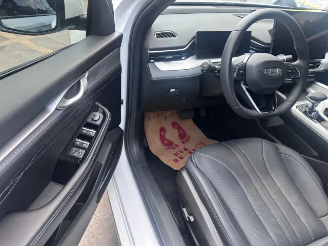 Geely Xingrui — Фото автомобиля 5