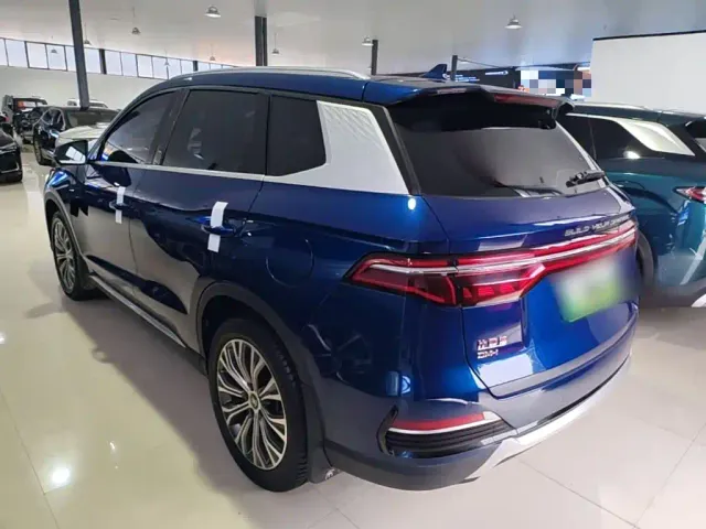 BYD Song Pro — Фото автомобиля 4