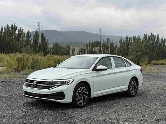 Фотография автомобиля — Volkswagen Sagitar