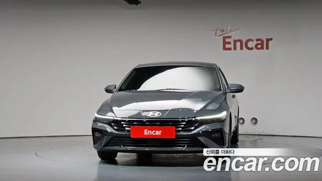 Hyundai AVANTE Новый Avante (CN7) — Фото автомобиля 3