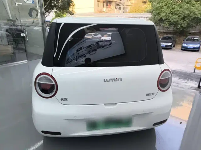 Changan Lumin — Фото автомобиля 5