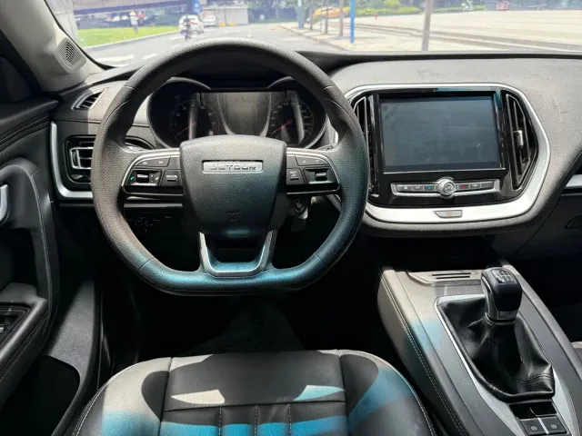 Jetour X70M — Фото автомобиля 13