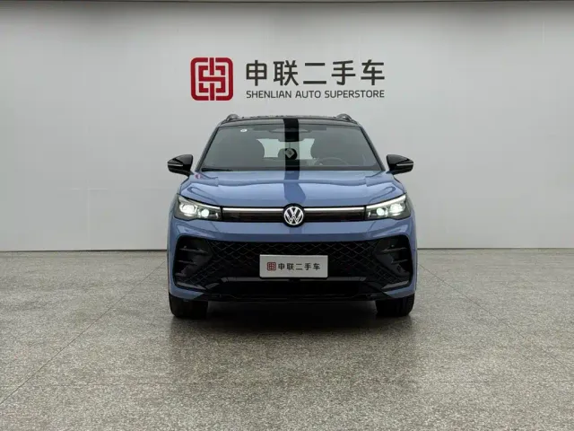 Volkswagen Tiguan L — Фото автомобиля 5