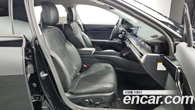 Hyundai Grandeur GN7 — Фото автомобиля 18