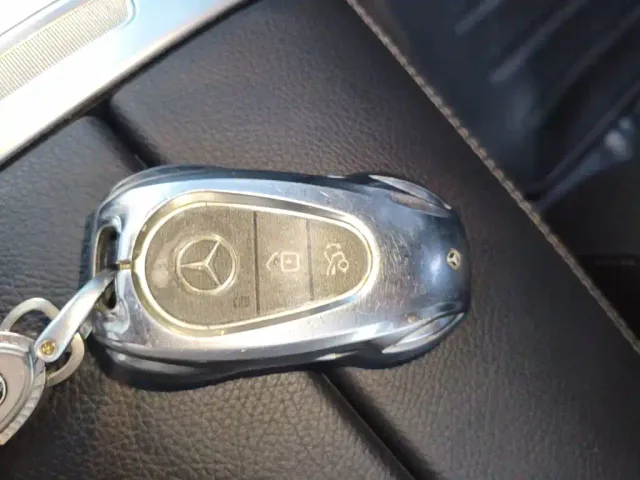Mercedes-Benz C-Class — Фото автомобиля 8