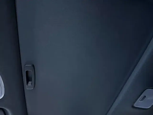 Hyundai Elantra — Фото автомобиля 15