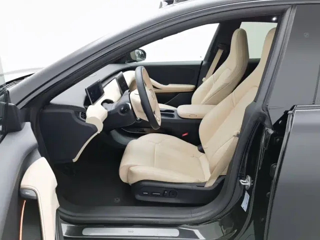 Nio ET5 Touring — Фото автомобиля 10