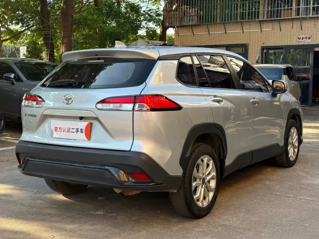 Toyota Frontlander — Фото автомобиля 5