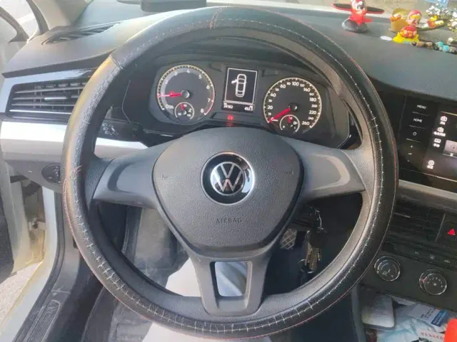 Volkswagen Bora — Фото автомобиля 15