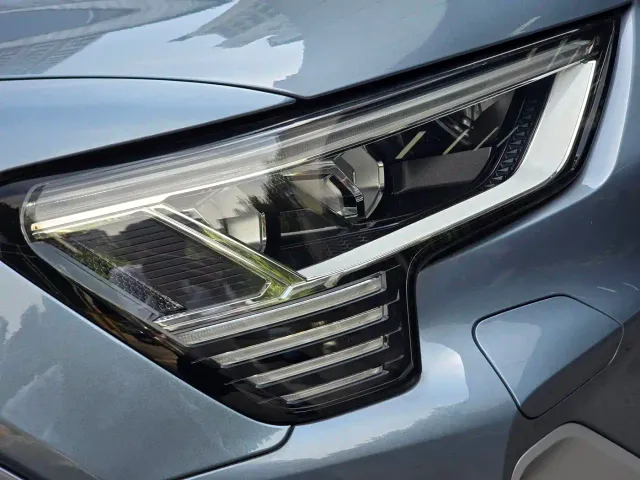 Audi e-tron — Фото автомобиля 9