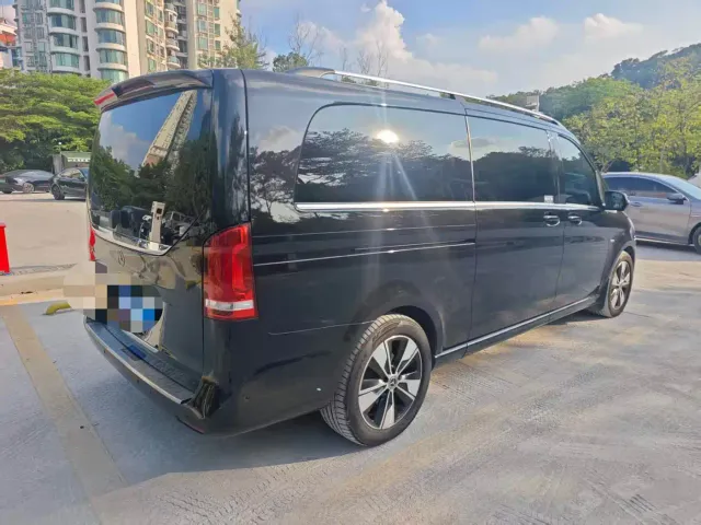 Mercedes-Benz V-Class — Фото автомобиля 9