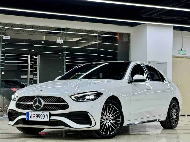 Mercedes-Benz C-Class — Фото автомобиля 2