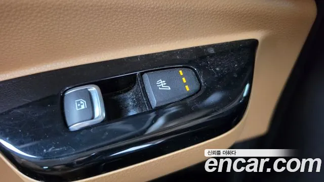 Kia Carnival 4th Gen — Фото автомобиля 18