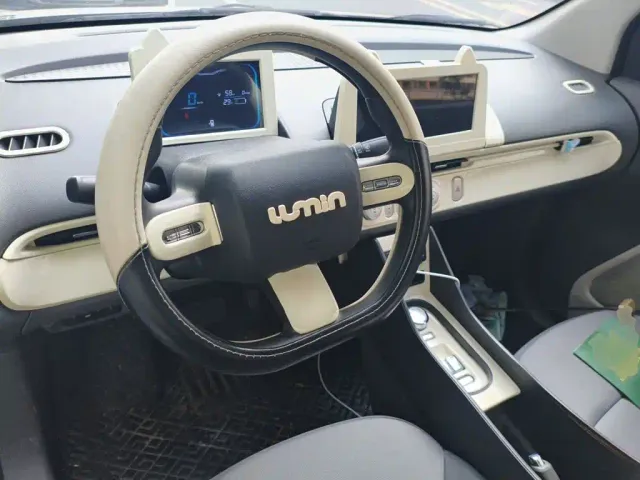Changan Lumin — Фото автомобиля 6