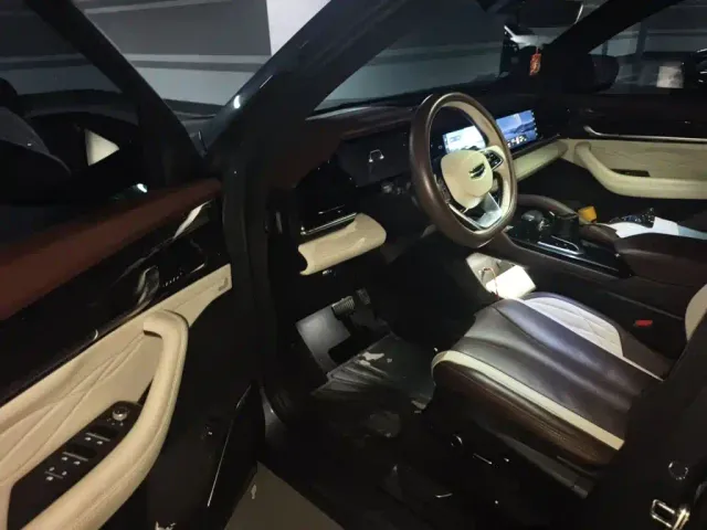 Geely Xingyue L — Фото автомобиля 17