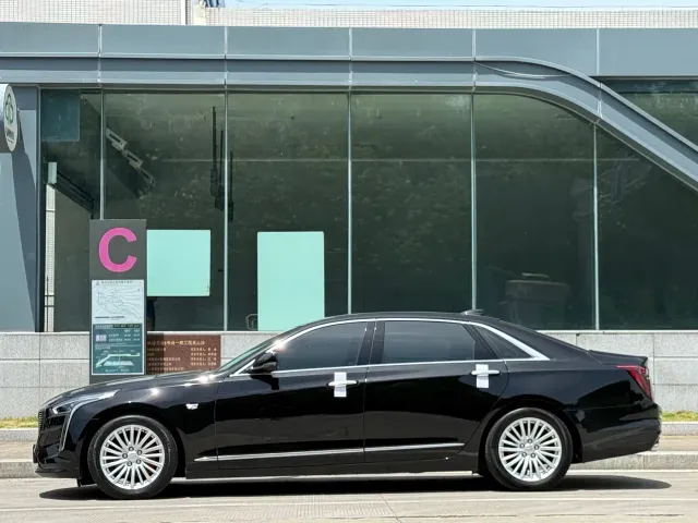 Cadillac CT6 — Фото автомобиля 3