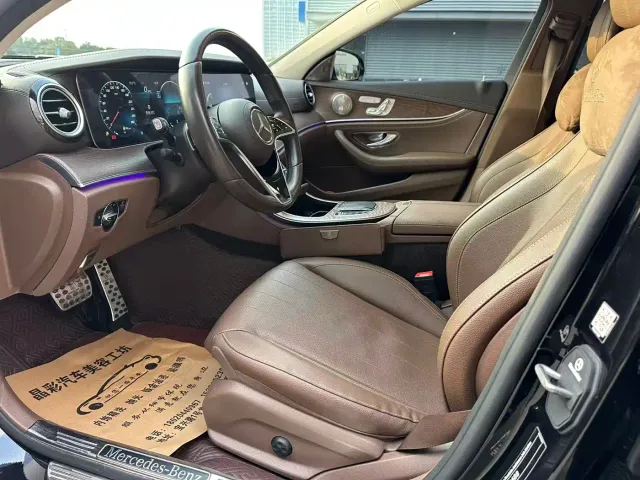 Mercedes-Benz E-Class — Фото автомобиля 7
